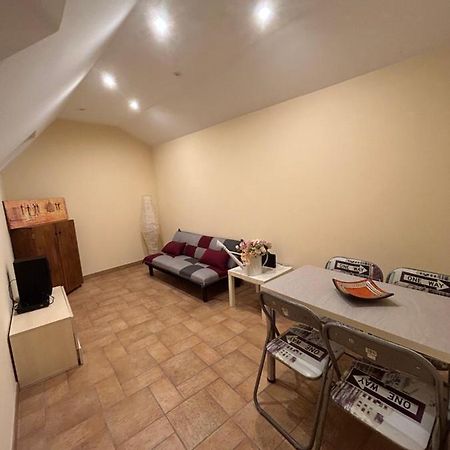 Jambo House Bed and Breakfast Velletri Esterno foto