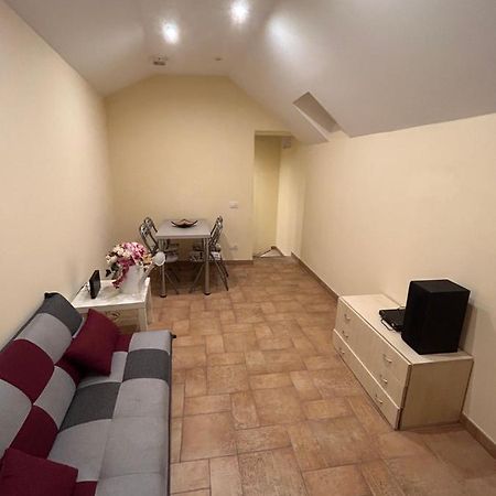 Jambo House Bed and Breakfast Velletri Esterno foto