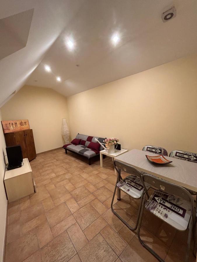 Jambo House Bed and Breakfast Velletri Esterno foto